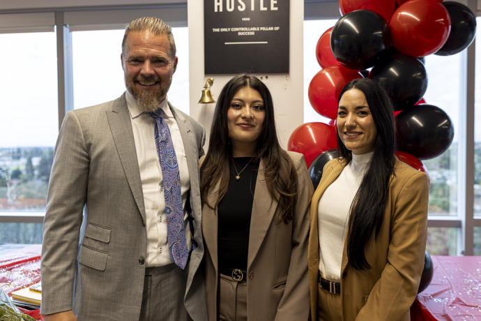 Sabastian Enges with the new Market Director & COO